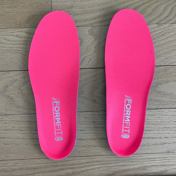 Saucony Ride ISO2 Running Shoes - Picture 2 of 6